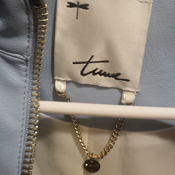 Jacket - Picture 2 of 5